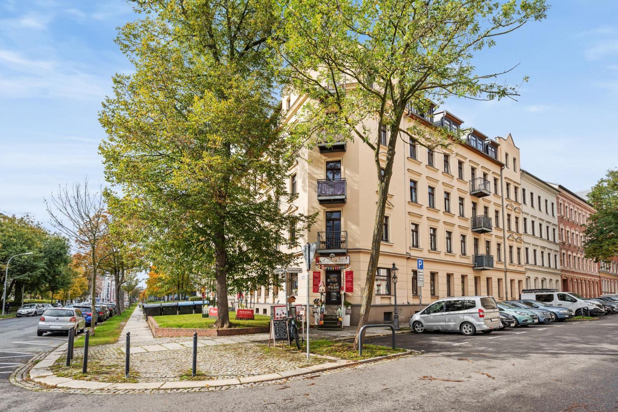 Edler Wohnraum Schlossteich-Suite 3 Sz Mit Zwei Balkonen, Kaffeevollautomat, Kamin, Klima, Lift & Zwei Parkplaetzen Chemnitz Exterior foto